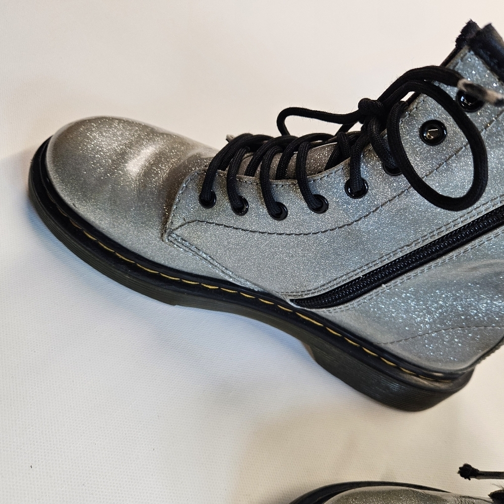 Dr Doc Martens Navy Glitter Zipper J Women’s Boots 1460J JY004 US Size 4Y - Picture 8 of 10